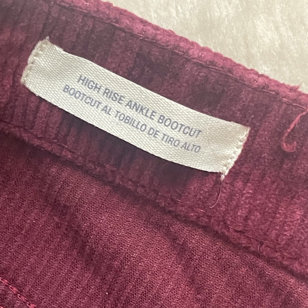 Universal Thread Burgundy Corduroy High Rise Skinny Jeans - Picture 5 of 10
